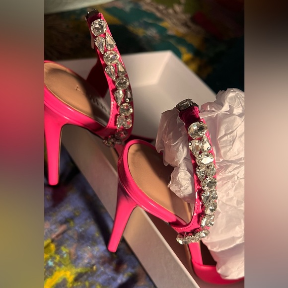 AMINAH ABDUL JILLIL Barbie Pink ELECTRIFYING Slingback - Picture 8 of 10